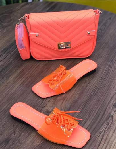 Colorful slippers & bag set